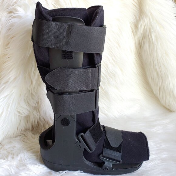 OSSUR Black Walker Air Fracture Boot SZ M - Picture 1 of 10